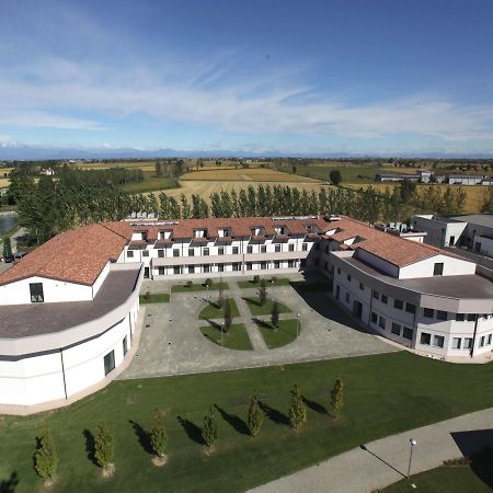 Hotel Novarello Granozzo con Monticello ภายนอก รูปภาพ