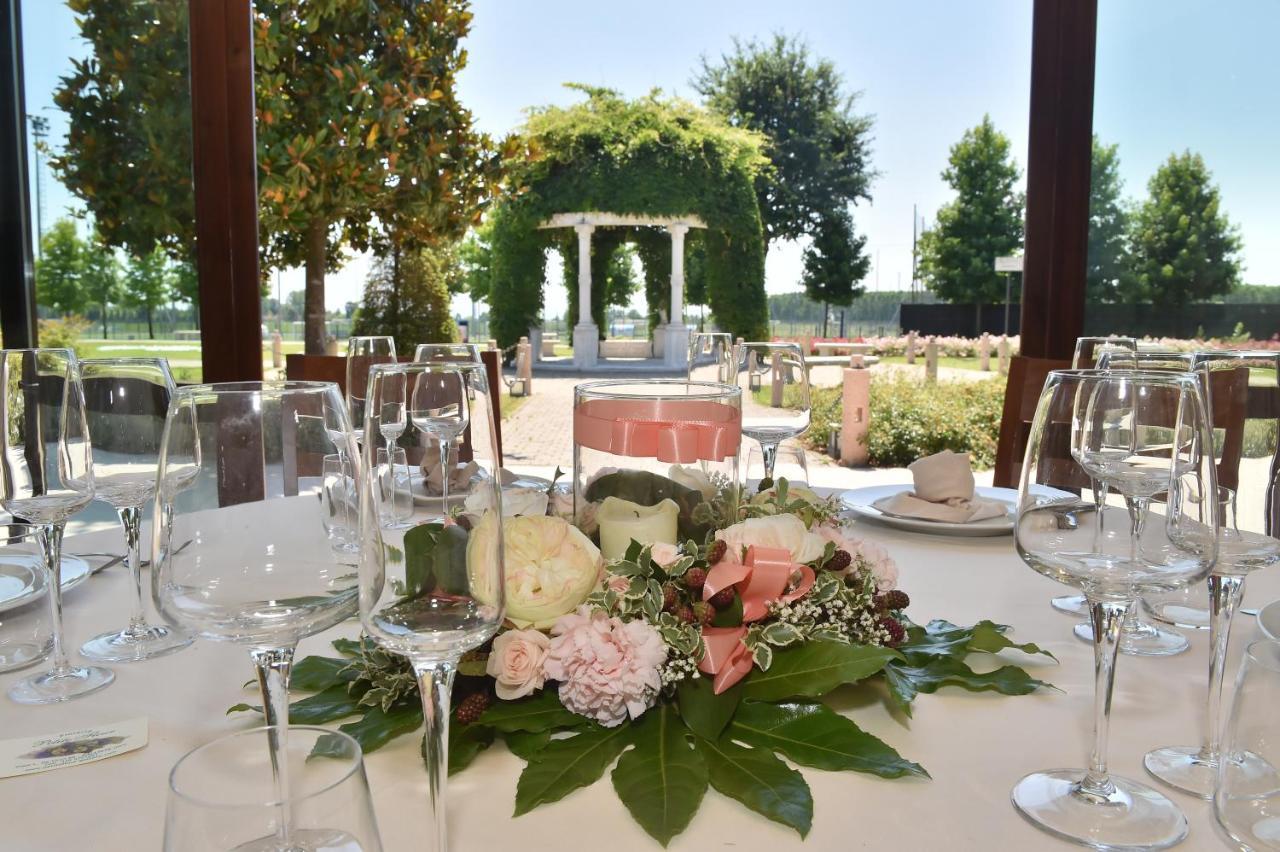 Hotel Novarello Granozzo con Monticello ภายนอก รูปภาพ